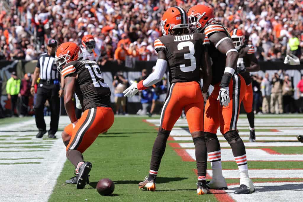 CLEVELAND, OHIO - SEPTEMBER 07: Cedric Tillman #19 of the Cleveland Browns celebrates a touchdown during the third quarter against the Cincinnati Bengals during the game at Huntington Bank Field on September 07, 2025 in Cleveland, Ohio.