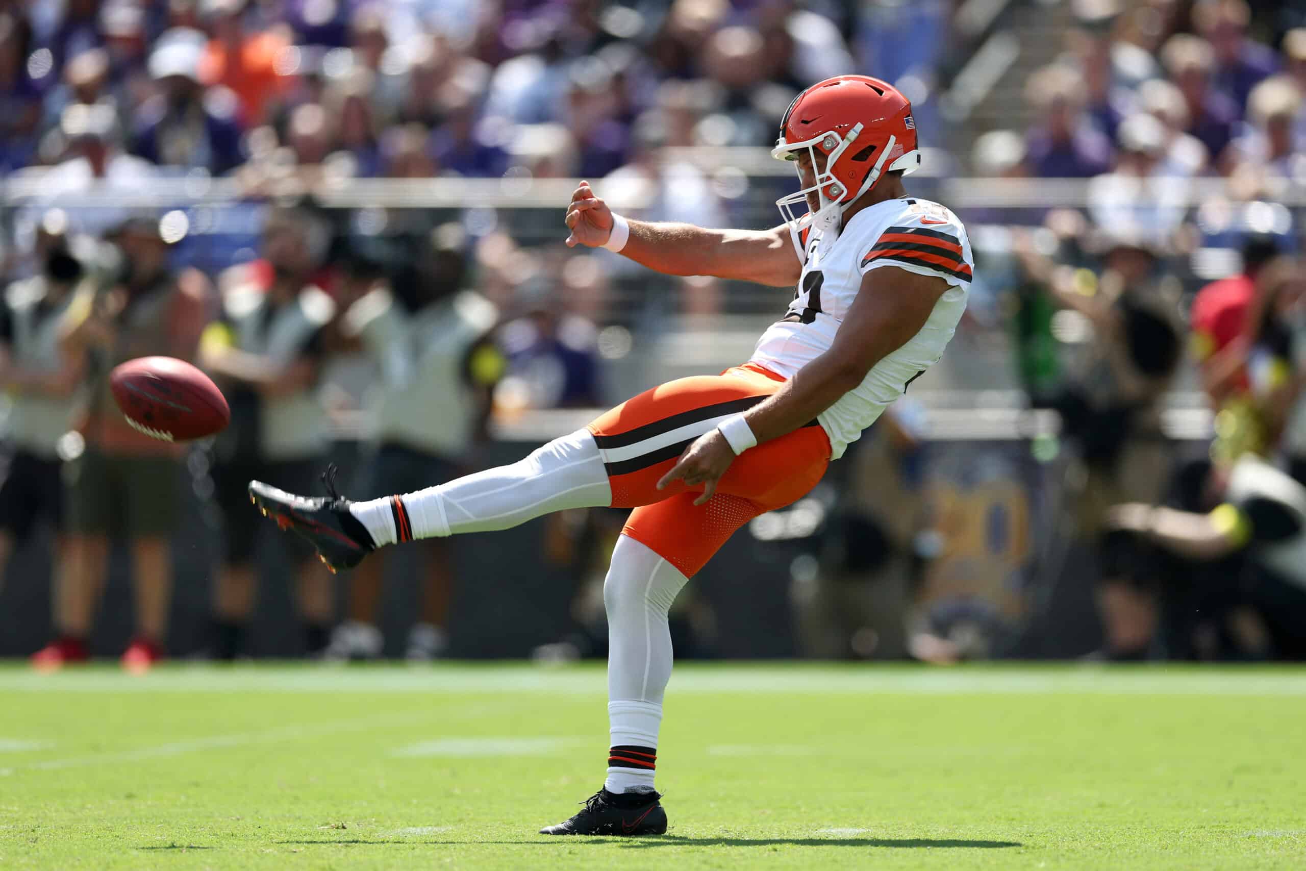 BALTIMORE, MARYLAND - SEPTEMBER 14: Punter Corey Bojorquez #13 of the Cleveland Browns punts the ball against the Baltimore Ravens at M&T Bank Stadium on September 14, 2025 in Baltimore, Maryland.