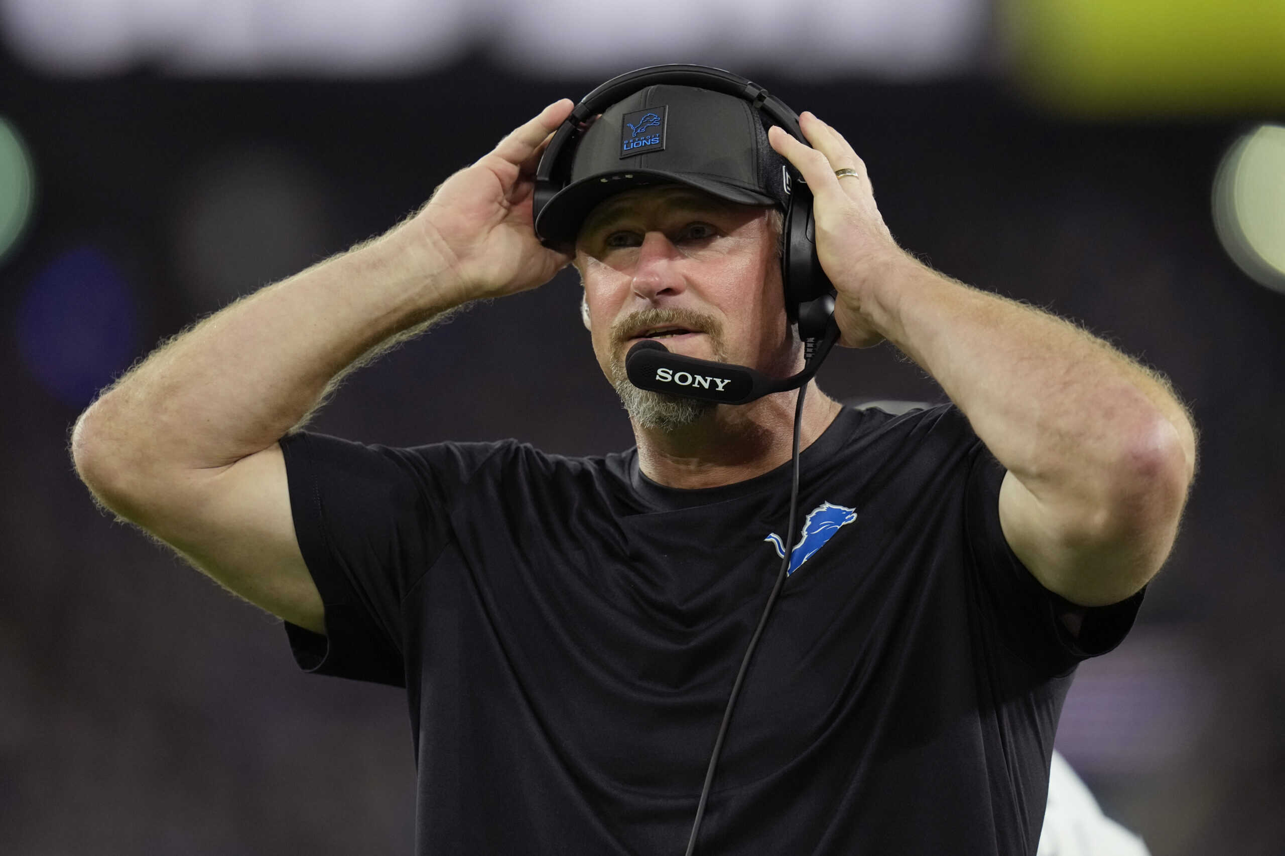 BALTIMORE, MARYLAND - SEPTEMBER 22: Head coach Dan Campbell of the Detroit Lions reacts against the Baltimore Ravens during the second quarter at M&T Bank Stadium on September 22, 2025 in Baltimore, Maryland.