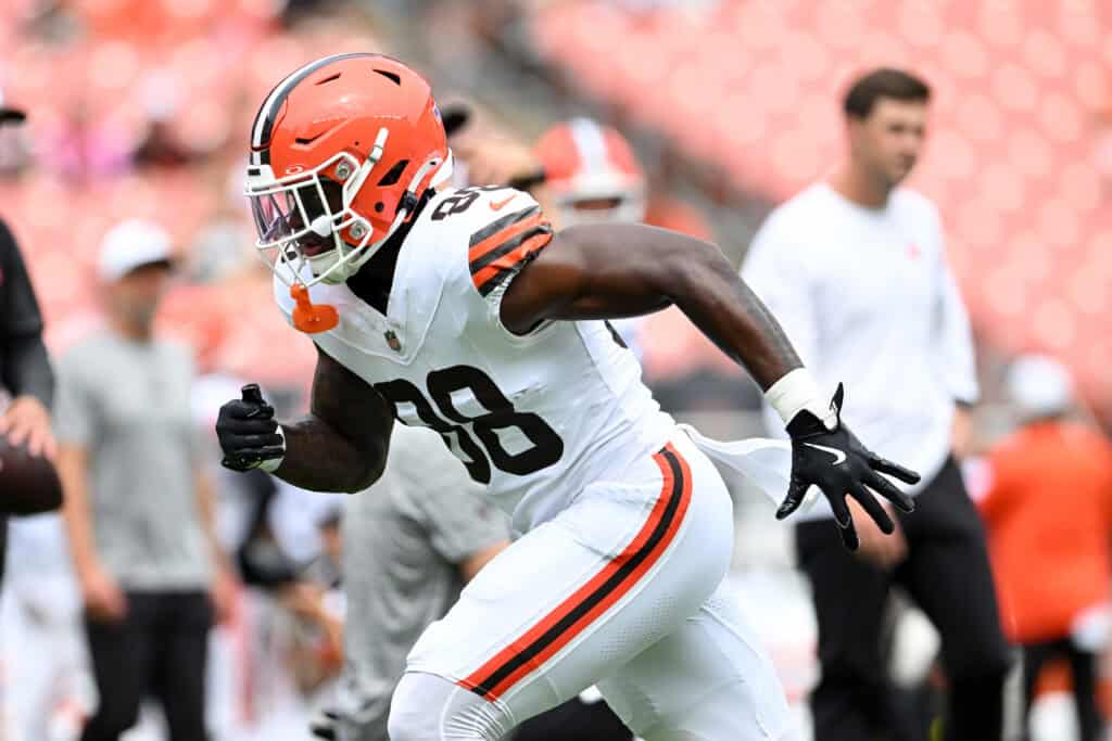 CLEVELAND, OHIO - AUGUST 23: Harold Fannin Jr. #88 of the Cleveland Browns warms up prior to an NFL Preseason 2025 game against the Los Angeles Rams at Huntington Bank Field on August 23, 2025 in Cleveland, Ohio.