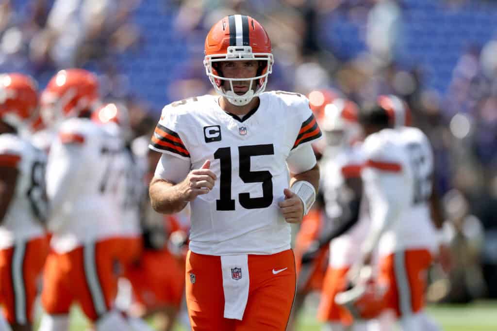 BALTIMORE, MARYLAND - SEPTEMBER 14: Quarterback Joe Flacco #15 of the Cleveland Browns warms up before the start of the Browns and Baltimore Ravens game at M&T Bank Stadium on September 14, 2025 in Baltimore, Maryland.
