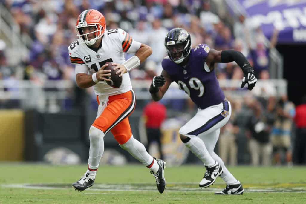 BALTIMORE, MARYLAND - SEPTEMBER 14: Joe Flacco #15 of the Cleveland Browns runs with the ball during the second half against the Baltimore Ravens at M&T Bank Stadium on September 14, 2025 in Baltimore, Maryland.