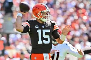 CLEVELAND, OHIO - SEPTEMBER 07: Joe Flacco #15 of the Cleveland Browns throws a pass during the second quarter against the Cincinnati Bengals during the game at Huntington Bank Field on September 07, 2025 in Cleveland, Ohio.