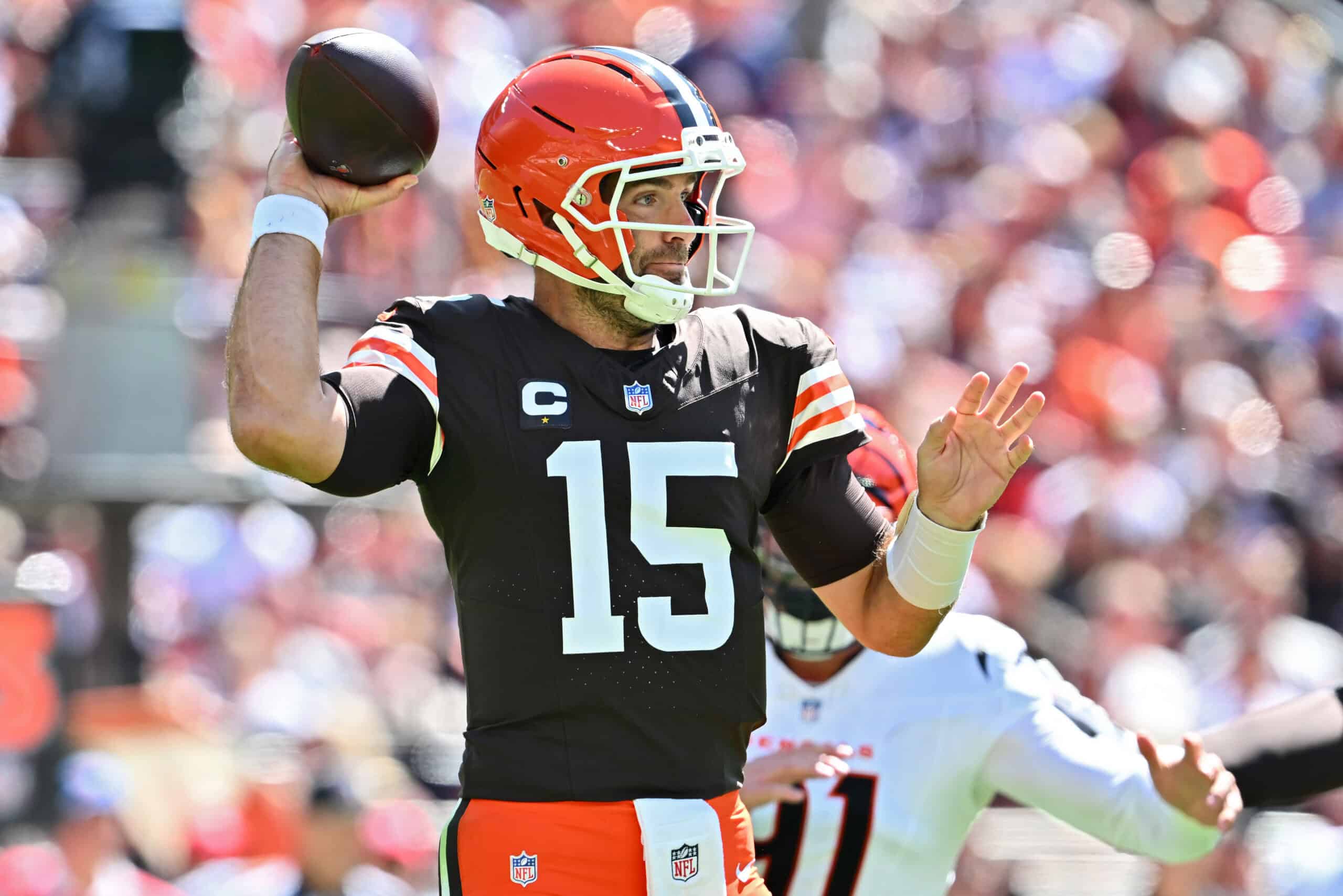 CLEVELAND, OHIO - SEPTEMBER 07: Joe Flacco #15 of the Cleveland Browns throws a pass during the second quarter against the Cincinnati Bengals during the game at Huntington Bank Field on September 07, 2025 in Cleveland, Ohio.
