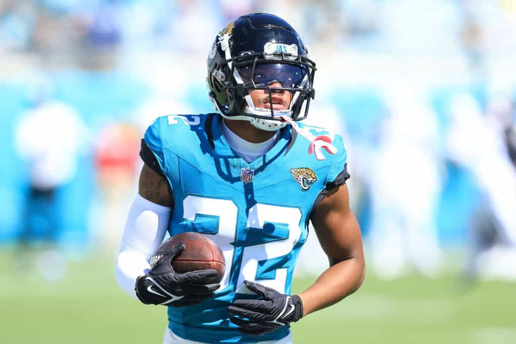 JACKSONVILLE, FLORIDA - OCTOBER 15: Tyson Campbell #32 of the Jacksonville Jaguars warms up before the game against the Indianapolis Colts at EverBank Stadium on October 15, 2023 in Jacksonville, Florida.