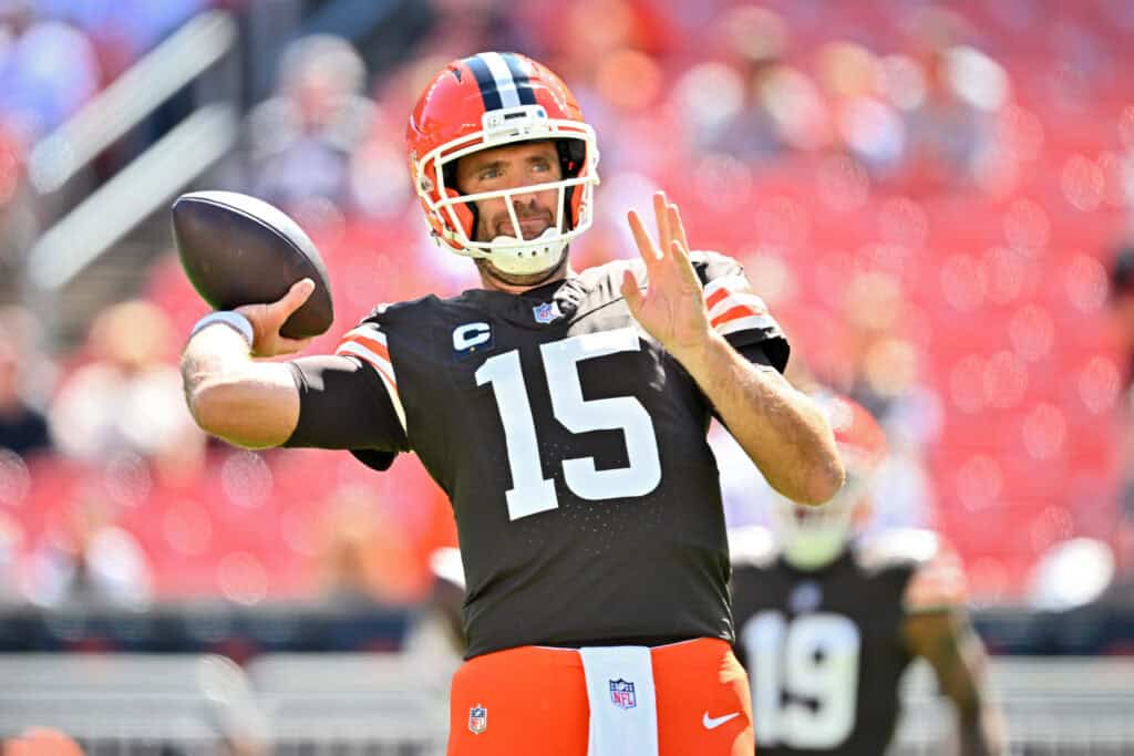 CLEVELAND, OHIO - SEPTEMBER 07: Joe Flacco #15 of the Cleveland Browns warms up prior to the game against the Cincinnati Bengals during the game at Huntington Bank Field on September 07, 2025 in Cleveland, Ohio.