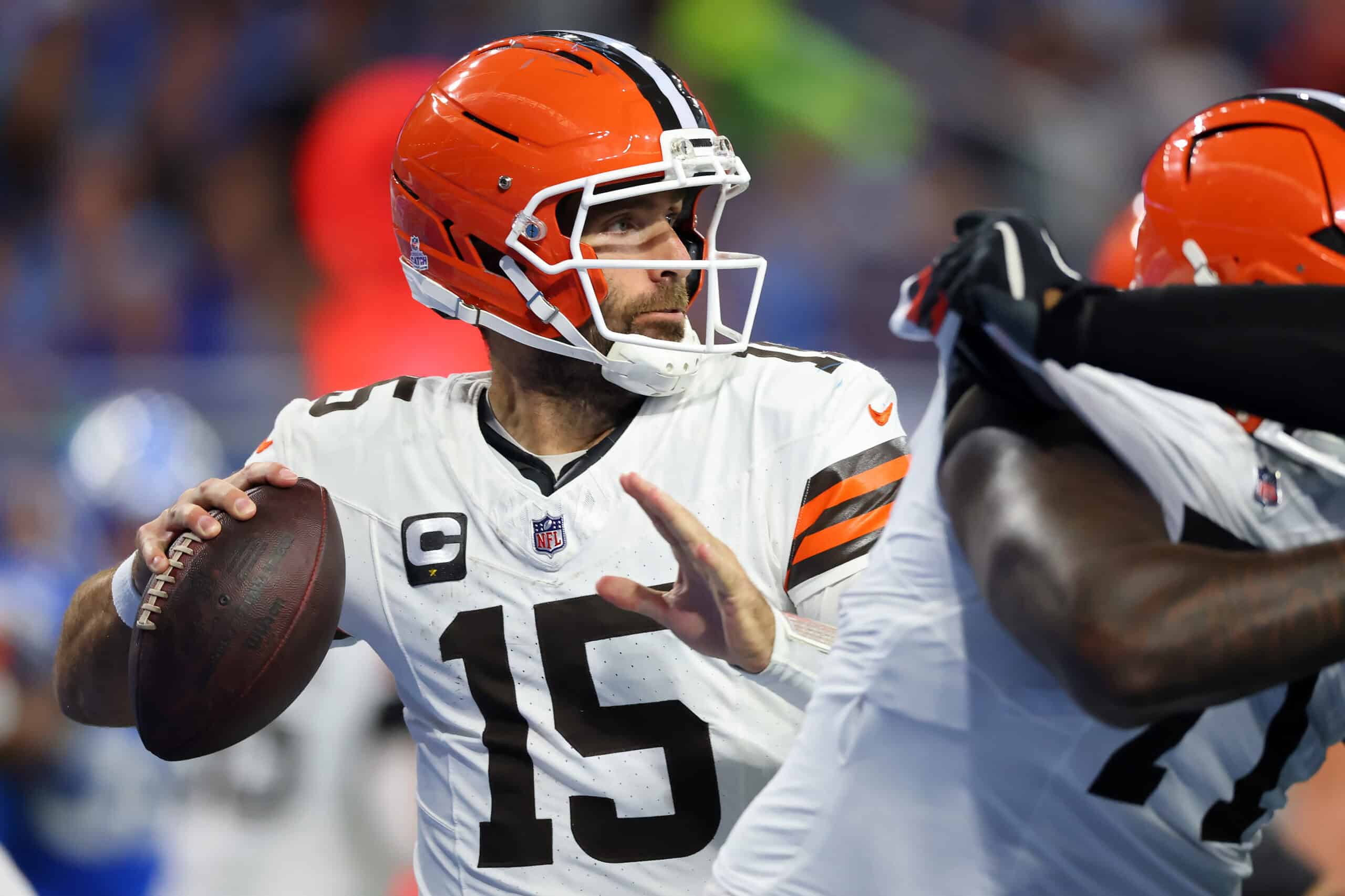 DETROIT, MICHIGAN - SEPTEMBER 28: Joe Flacco #15 of the Cleveland Browns throws a pass during the second quarter against the Detroit Lions at Ford Field on September 28, 2025 in Detroit, Michigan.