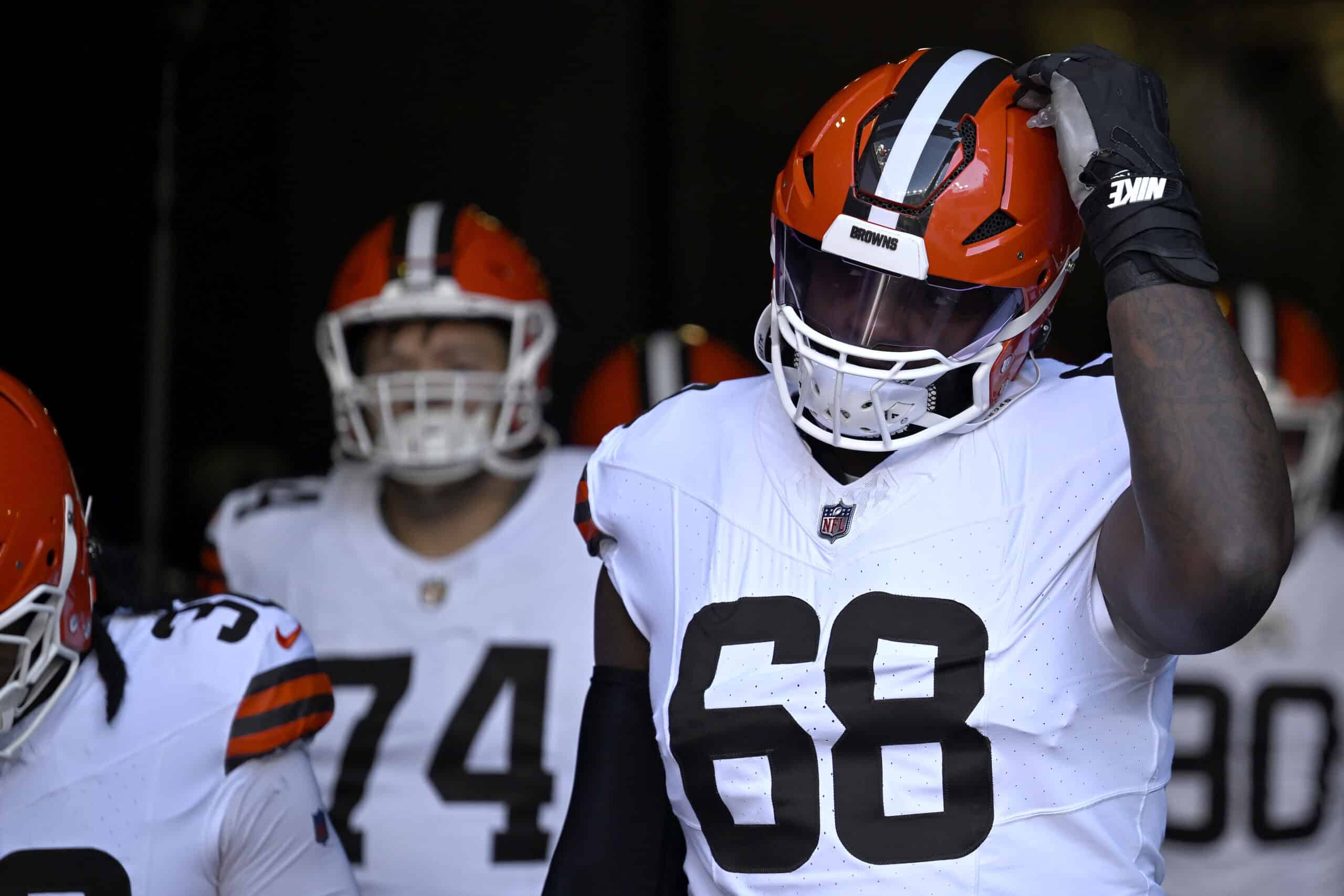 FOXBOROUGH, MASSACHUSETTS - OCTOBER 26: Cam Robinson #68 of the Cleveland Browns looks on prior to the game against the New England Patriots at Gillette Stadium on October 26, 2025 in Foxborough, Massachusetts