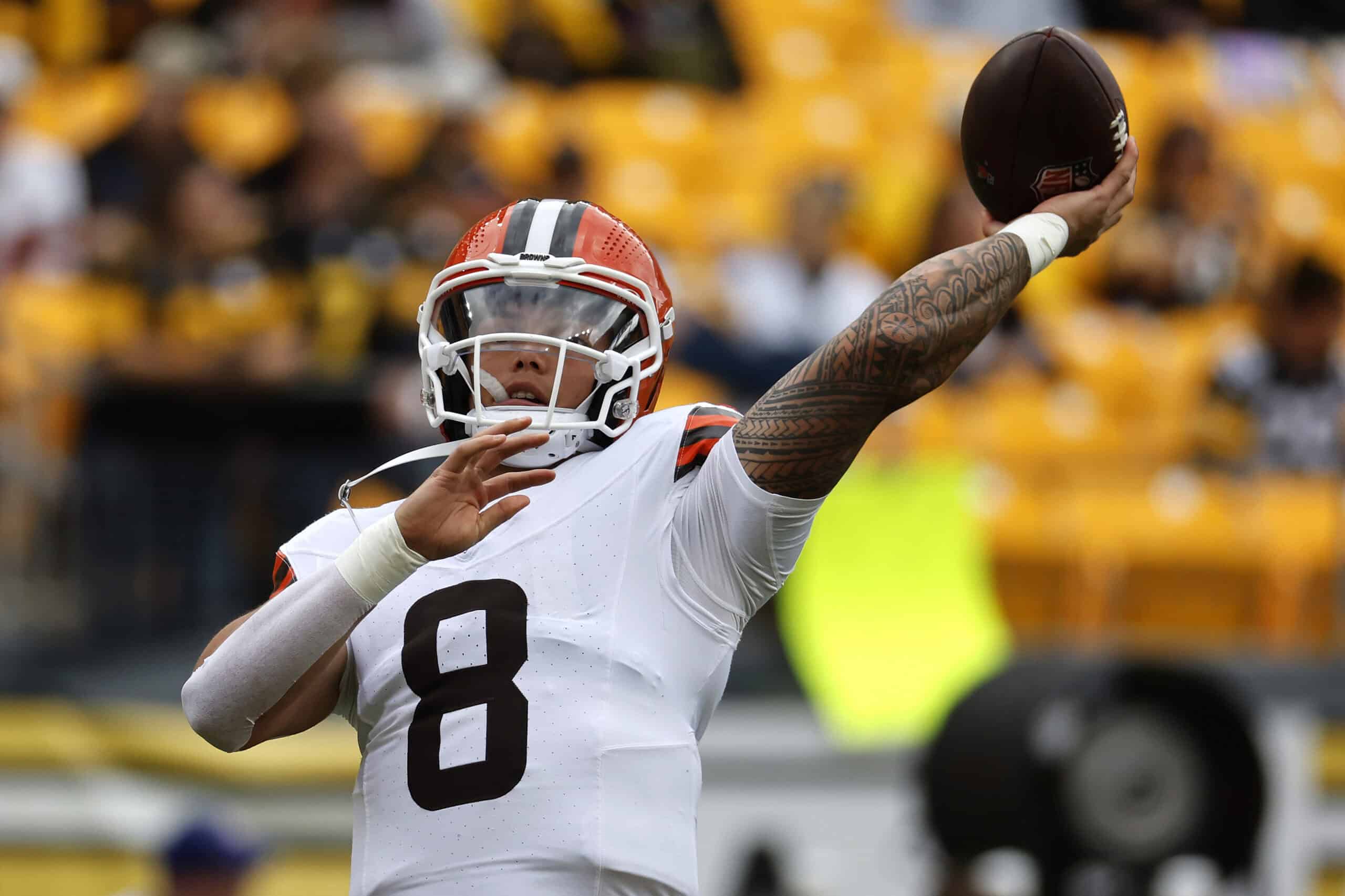 PITTSBURGH, PENNSYLVANIA - OCTOBER 12: Dillon Gabriel #8 of the Cleveland Browns warms up prior to the game against the Pittsburgh Steelers at Acrisure Stadium on October 12, 2025 in Pittsburgh, Pennsylvania.