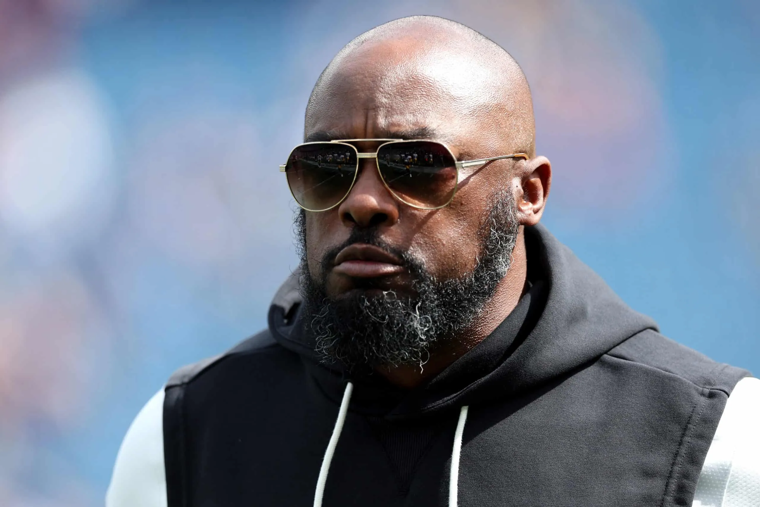 FOXBOROUGH, MASSACHUSETTS - SEPTEMBER 21: Head coach Mike Tomlin of the Pittsburgh Steelers looks on before the game against the New England Patriots at Gillette Stadium on September 21, 2025 in Foxborough, Massachusetts.