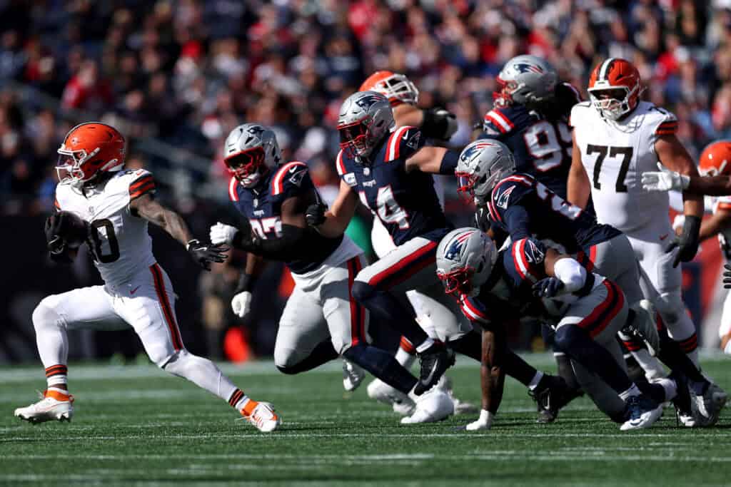FOXBOROUGH, MASSACHUSETTS - OCTOBER 26: Quinshon Judkins #10 of the Cleveland Browns runs the ball against the New England Patriots during the second quarter in the game at Gillette Stadium on October 26, 2025 in Foxborough, Massachusetts.
