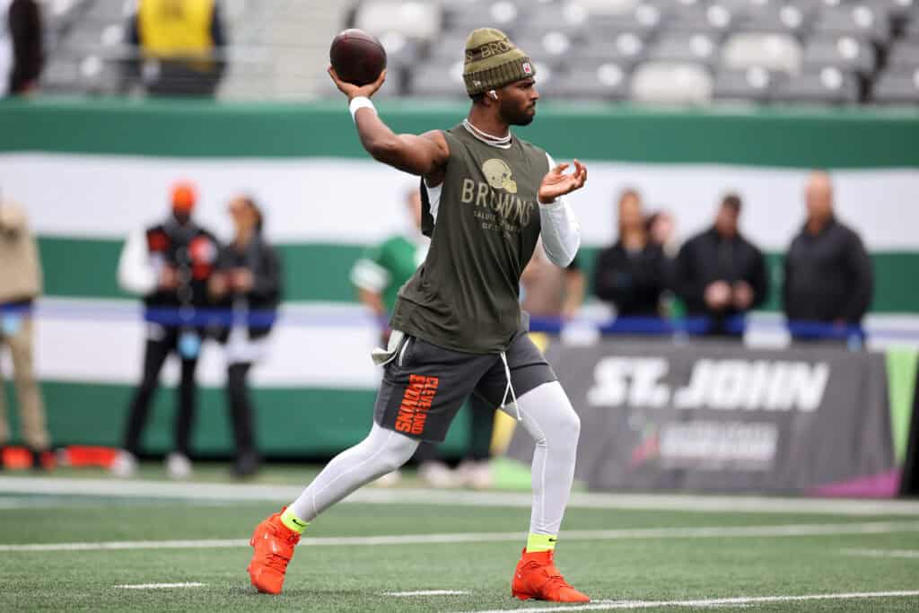 EAST RUTHERFORD, NEW JERSEY - NOVEMBER 09: Shedeur Sanders #12 of the Cleveland Browns warms up prior to the game against the New York Jets at MetLife Stadium on November 09, 2025 in East Rutherford, New Jersey.