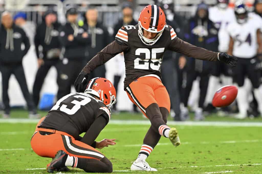 CLEVELAND, OHIO - NOVEMBER 16: Andre Szmyt #25 of the Cleveland Browns kicks a field goal against the Baltimore Ravens during the first quarter at Huntington Bank Field on November 16, 2025 in Cleveland, Ohio.