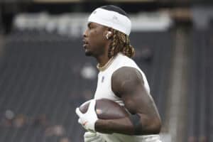 LAS VEGAS, NEVADA - NOVEMBER 23: Jerry Jeudy #3 of the Cleveland Browns warms up before a game against the Las Vegas Raiders at Allegiant Stadium on November 23, 2025 in Las Vegas, Nevada.