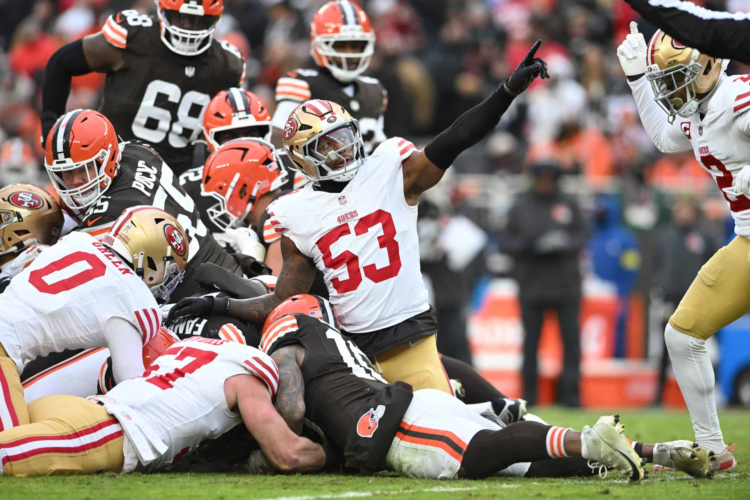 CLEVELAND, OHIO - NOVEMBER 30: Dee Winters #53 of the San Francisco 49ers celebrates after a fourth down stop against the Cleveland Browns during the third quarter at Huntington Bank Field on November 30, 2025 in Cleveland, Ohio.