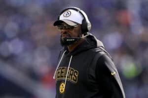 BALTIMORE, MARYLAND - DECEMBER 07: Head coach Mike Tomlin of the Pittsburgh Steelers looks on during the first quarter against the Baltimore Ravens at M&T Bank Stadium on December 07, 2025 in Baltimore, Maryland. (Photo by Patrick