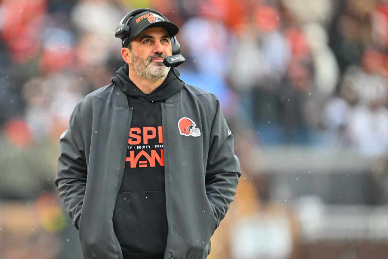 CLEVELAND, OHIO - DECEMBER 07: Head coach Kevin Stefanski of the Cleveland Browns looks on dd1h against the Tennessee Titans at Huntington Bank Field on December 07, 2025 in Cleveland, Ohio.