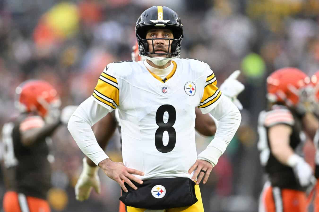 CLEVELAND, OHIO - DECEMBER 28: Aaron Rodgers #8 of the Pittsburgh Steelers reacts during the first quarter of the game Cleveland Browns at Huntington Bank Field on December 28, 2025 in Cleveland, Ohio.