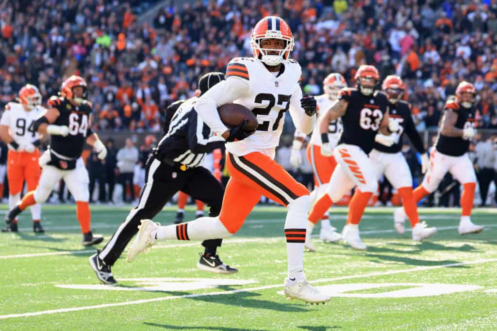 CINCINNATI, OHIO - JANUARY 04: Sam Webb #27 of the Cleveland Browns runs after recovering a fumble during the second quarter of the game against the Cincinnati Bengals at Paycor Stadium on January 04, 2026 in Cincinnati, Ohio.