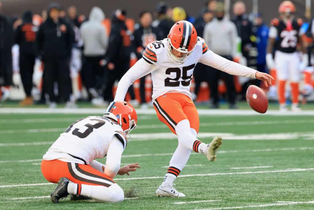 CINCINNATI, OHIO - JANUARY 04: Andre Szmyt #25 of the Cleveland Browns kicks a field goal during the third quarter of the game against the Cincinnati Bengals at Paycor Stadium on January 04, 2026 in Cincinnati, Ohio