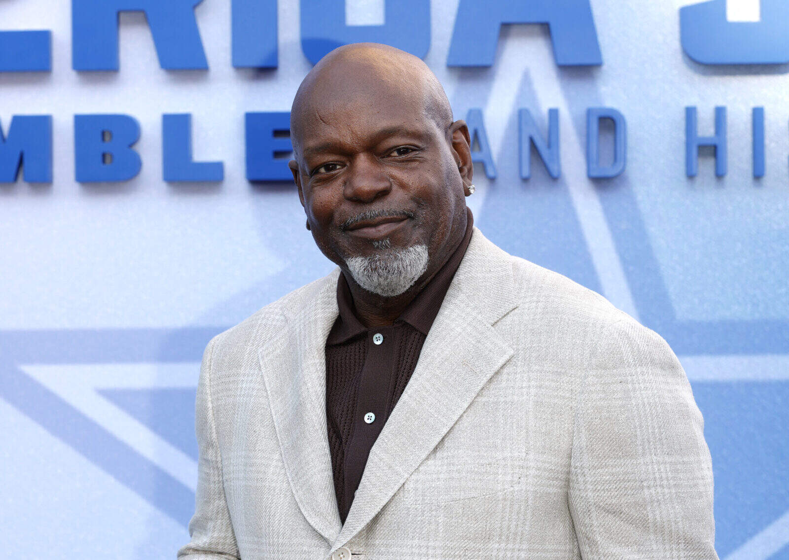 Emmitt Smith Has A Strong Opinion On Browns’ QB Situation