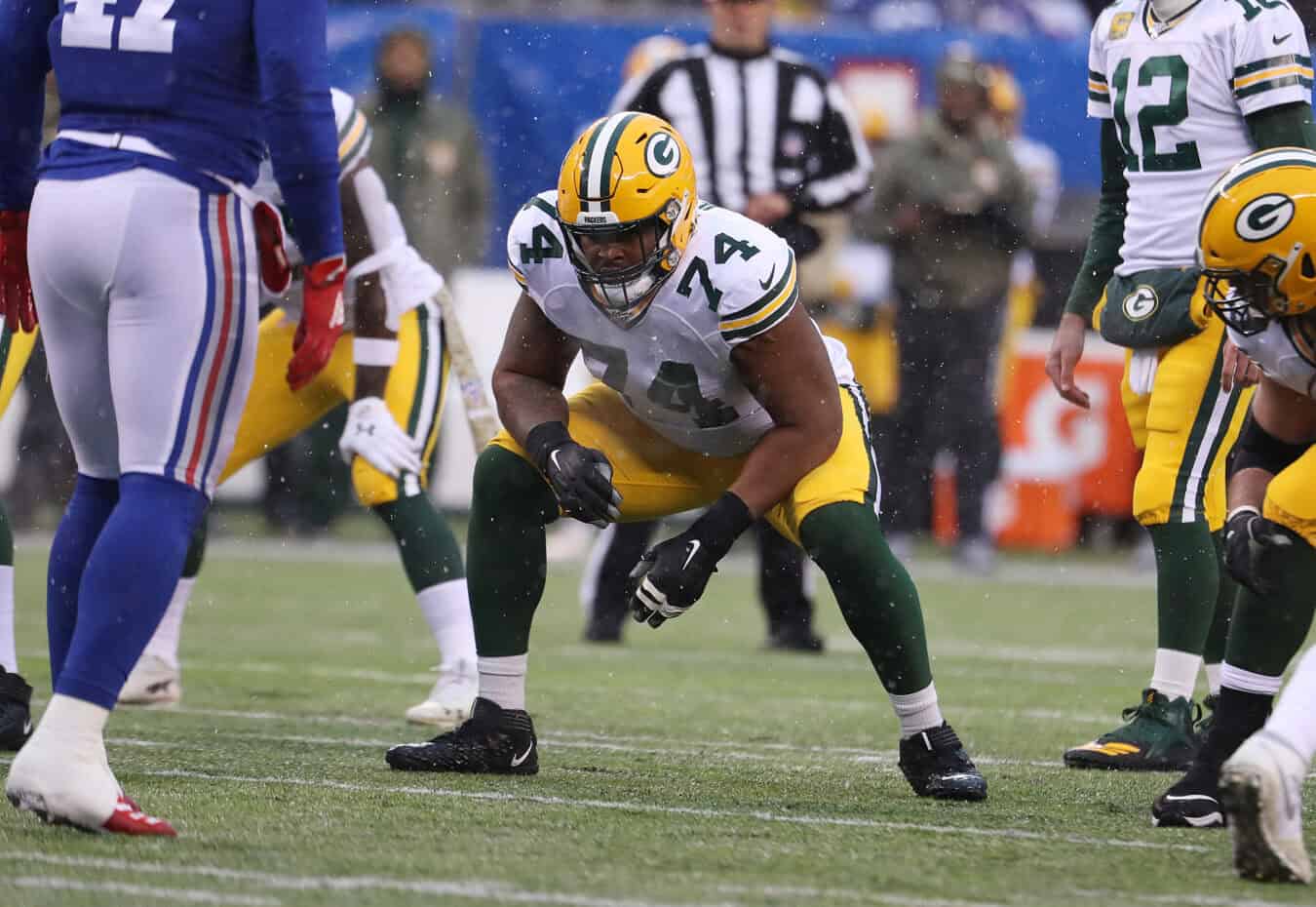 AST RUTHERFORD, NEW JERSEY - DECEMBER 01: Elgton Jenkins #74 of the Green Bay Packers in action against the New York Giants during their game at MetLife Stadium on December 01, 2019 in East Rutherford, New Jersey.