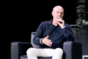 NEW YORK, NEW YORK - JUNE 21: Rich Eisen speaks onstage for the Overreaction Monday with Rich Eisen panel during Fanatics Fest NYC 2025 at Javits Center on June 21, 2025 in New York City