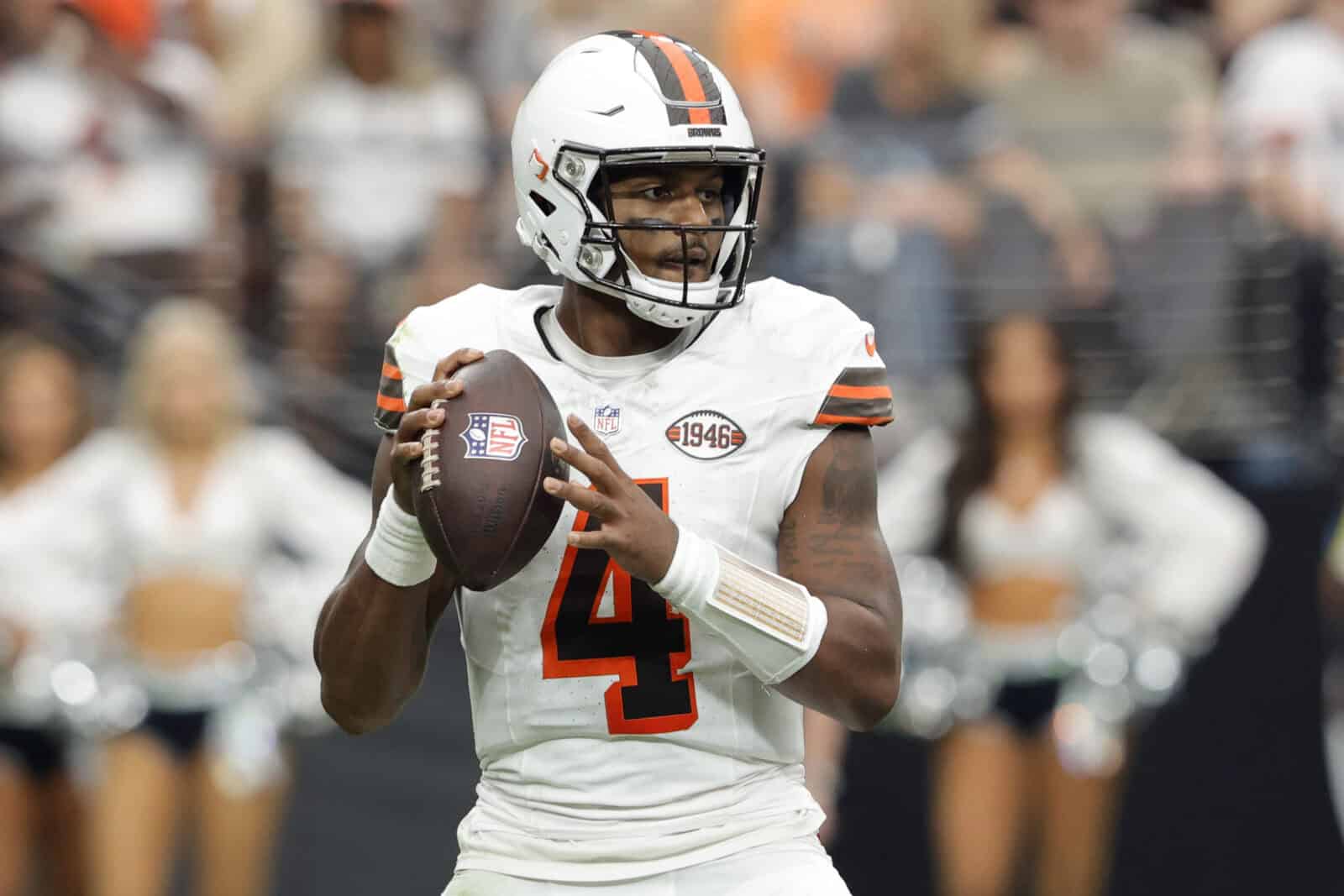Insider Doubles Down On Controversial Deshaun Watson Report