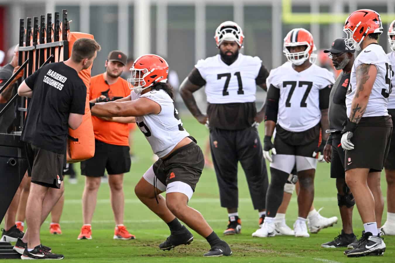 BEREA, OHIO - JUNE 11: Spencer Fano #55 of the Cleveland Browns runs a drill during the Cleveland Browns Mandatory Minicamp at CrossCountry Mortgage Campus on June 11, 2026 in Berea, Ohio.
