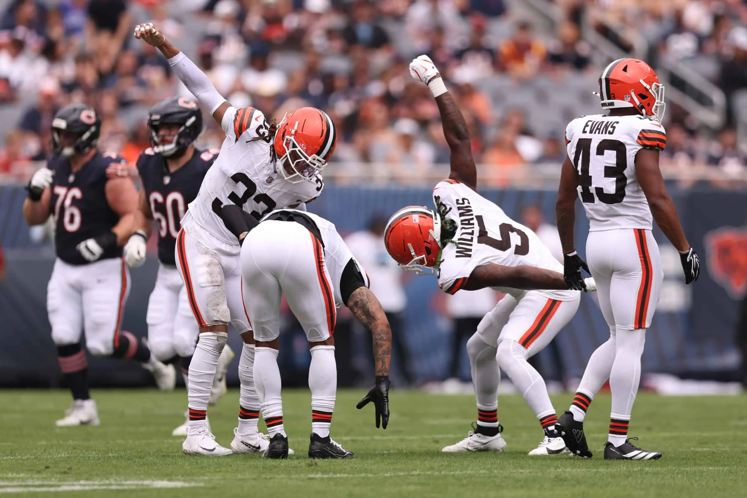 Bears Cut Former Browns First-Round Pick