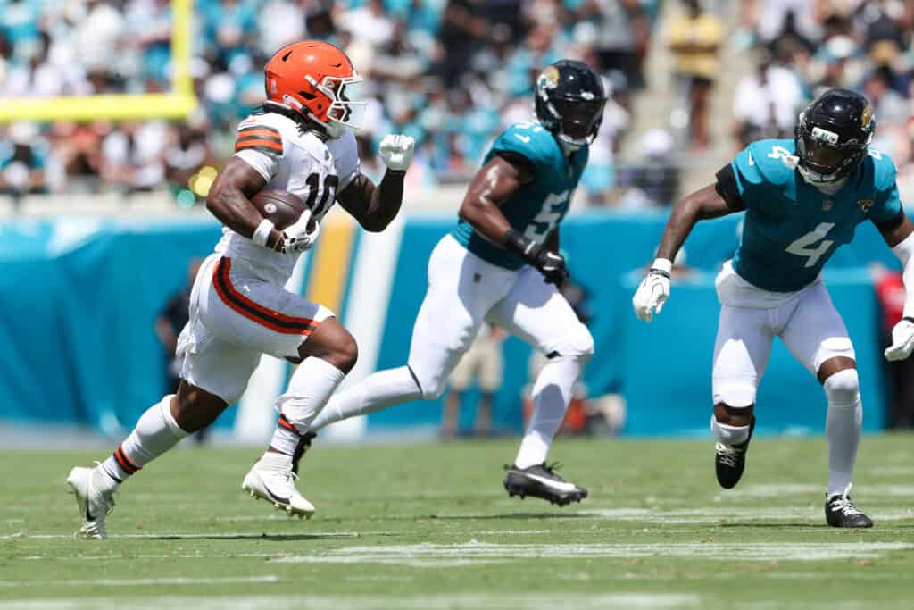 JACKSONVILLE, FLORIDA - SEPTEMBER 13: Quinshon Judkins #10 of the Cleveland Browns runs the ball against the Jacksonville Jaguars during the first half of the game at EverBank Stadium on September 13, 2026 in Jacksonville, Florida.