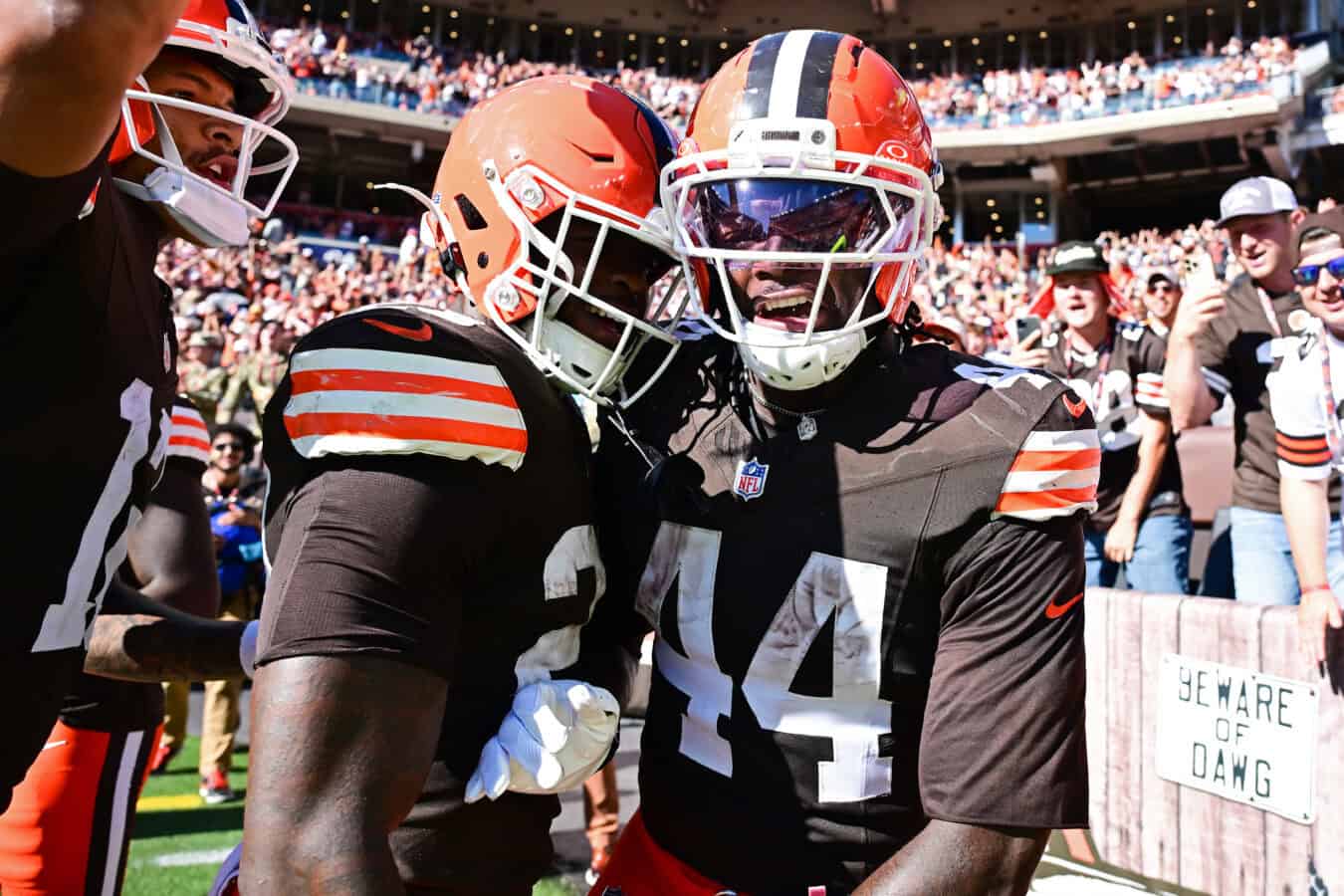 CLEVELAND, OHIO - SEPTEMBER 27: Harold Fannin Jr. #44 of the Cleveland Browns is congratulated by Raheim Sanders #23 after a touchdown reception against the Carolina Panthers during the fourth quarter at Huntington Bank Field on September 27, 2026 in Cleveland, Ohio.