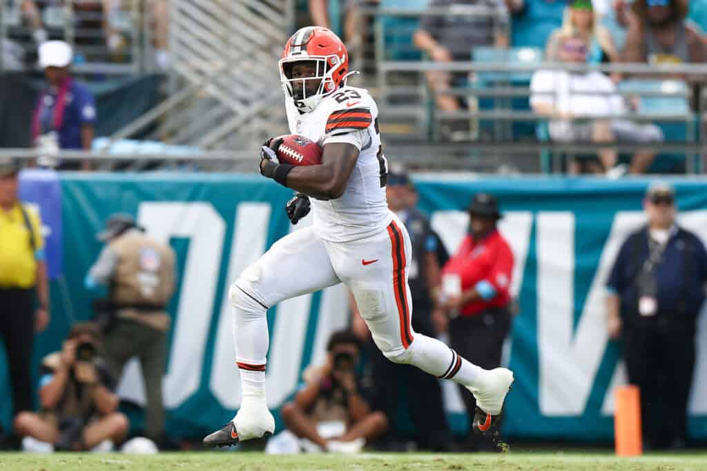 JACKSONVILLE, FLORIDA - SEPTEMBER 13: Raheim Sanders #23 of the Cleveland Browns returns the ball against the Jacksonville Jaguars during the third quarter of the game at EverBank Stadium on September 13, 2026 in Jacksonville, Florida.