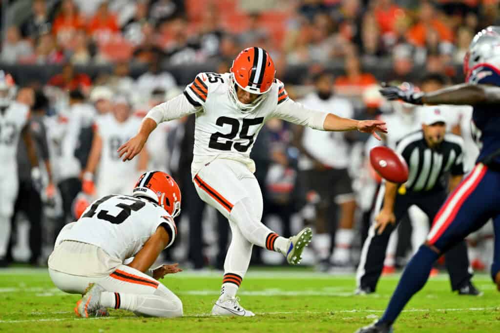 CLEVELAND, OHIO - AUGUST 27: Andre Szmyt #25 of the Cleveland Browns kicks a 35-yard field goal in the first quarter of a preseason game against the New England Patriots at Huntington Bank Field on August 27, 2026, in Cleveland, Ohio.