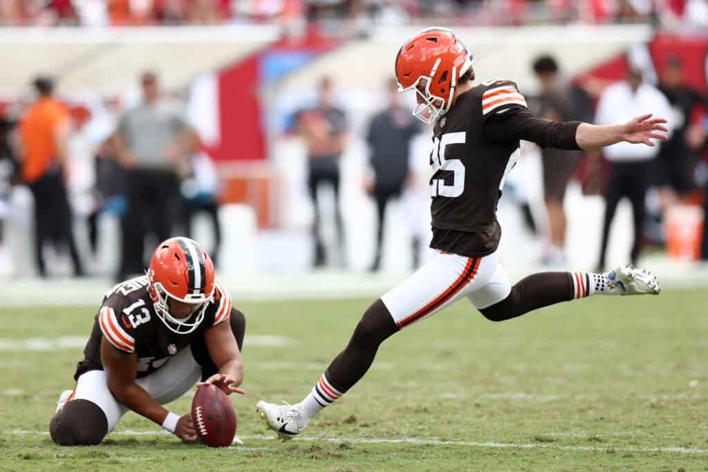 TAMPA, FLORIDA - SEPTEMBER 20: Andre Szmyt #25 of the Cleveland Browns kicks a field goal against the Tampa Bay Buccaneers during the second quarter of the game at Raymond James Stadium on September 20, 2026 in Tampa, Florida.
