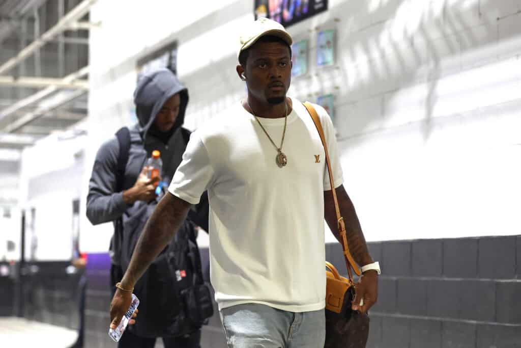 JACKSONVILLE, FLORIDA - SEPTEMBER 13: Deshaun Watson #4 of the Cleveland Browns arrives prior to the game against the Jacksonville Jaguars at EverBank Stadium on September 13, 2026 in Jacksonville, Florida.