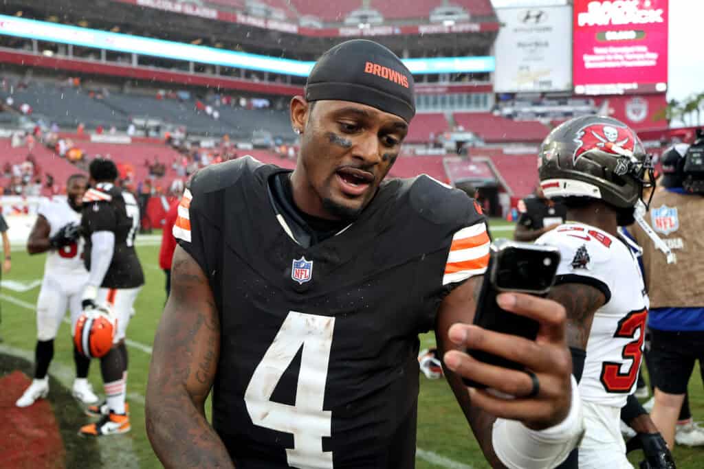 TAMPA, FLORIDA - SEPTEMBER 20: Deshaun Watson #4 of the Cleveland Browns celebrates after defeating the Tampa Bay Buccaneers in the game at Raymond James Stadium on September 20, 2026 in Tampa, Florida.