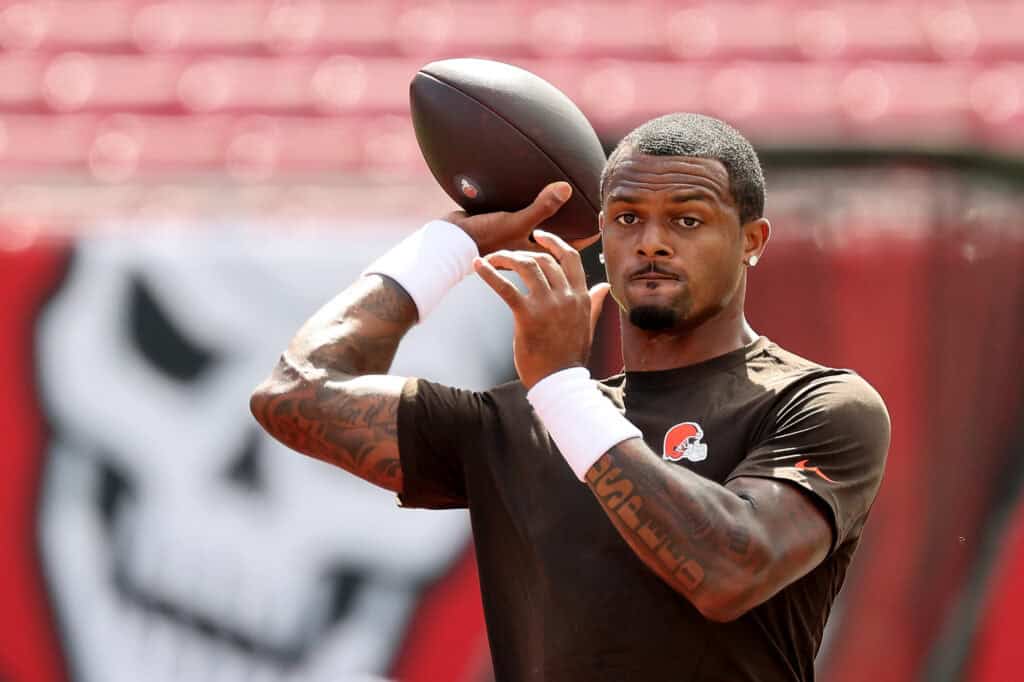 TAMPA, FLORIDA - SEPTEMBER 20: Deshaun Watson #4 of the Cleveland Browns warms up prior to the game against the Tampa Bay Buccaneers at Raymond James Stadium on September 20, 2026 in Tampa, Florida.