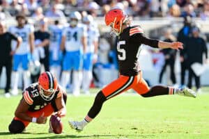 CLEVELAND, OHIO - SEPTEMBER 27: Andre Szmyt #25 of the Cleveland Browns kicks a field goal against the Carolina Panthers during the fourth quarter at Huntington Bank Field on September 27, 2026 in Cleveland, Ohio.