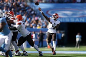 NASHVILLE, TENNESSEE - OCTOBER 25: Deshaun Watson #4 of the Cleveland Browns throws a pass during the fourth quarter against the Tennessee Titans at Nissan Stadium on October 25, 2026 in Nashville, Tennessee.