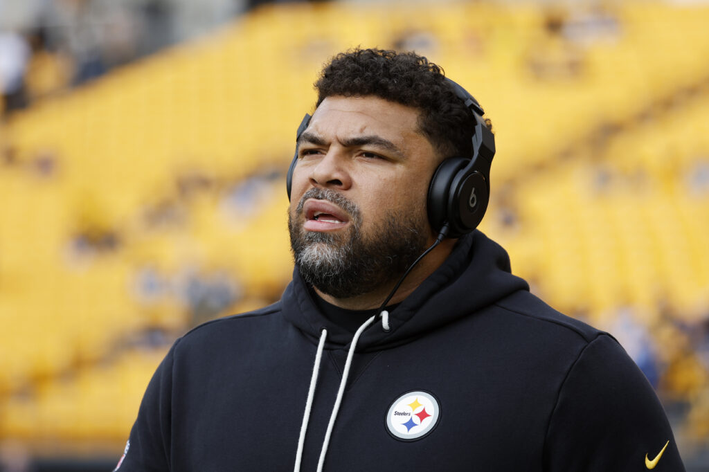 PITTSBURGH, PENNSYLVANIA - NOVEMBER 02: Cameron Heyward #97 of the Pittsburgh Steelers warms up against the Indianapolis Colts before the game at Acrisure Stadium on November 02, 2025 in Pittsburgh, Pennsylvania.