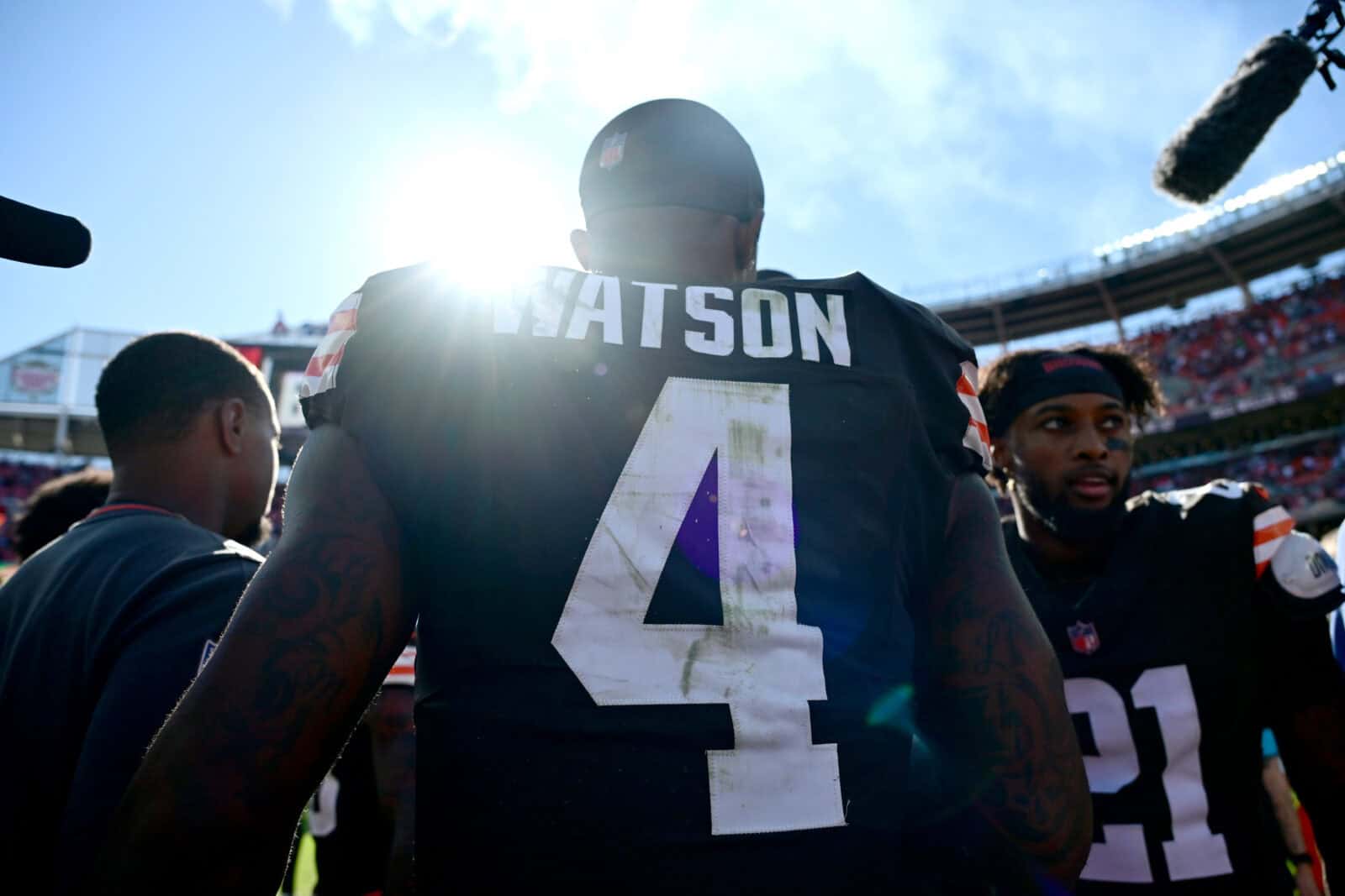 Deshaun Watson Gaining Momentum For Major NFL Award