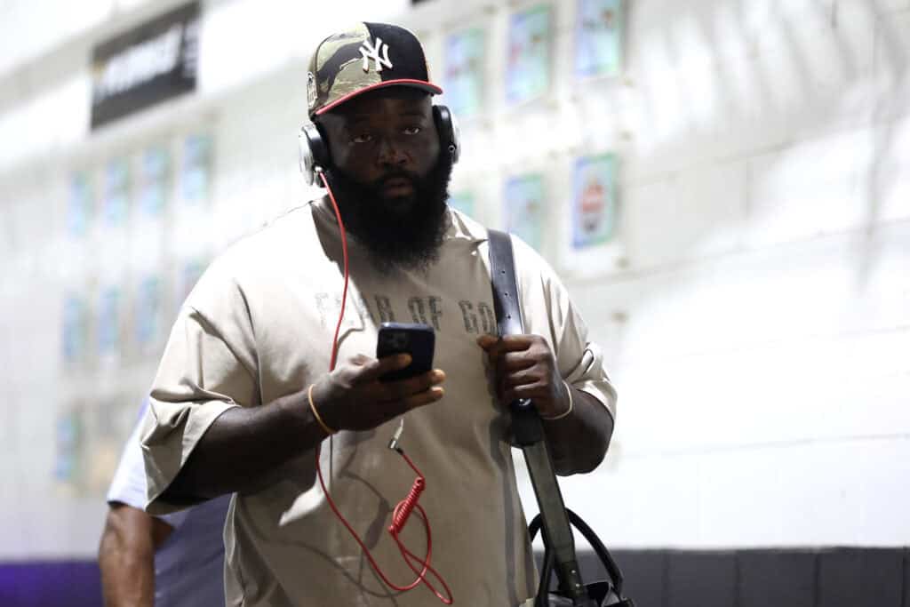 JACKSONVILLE, FLORIDA - SEPTEMBER 13: Maliek Collins #96 of the Cleveland Browns arrives prior to the game against the Jacksonville Jaguars at EverBank Stadium on September 13, 2026 in Jacksonville, Florida.