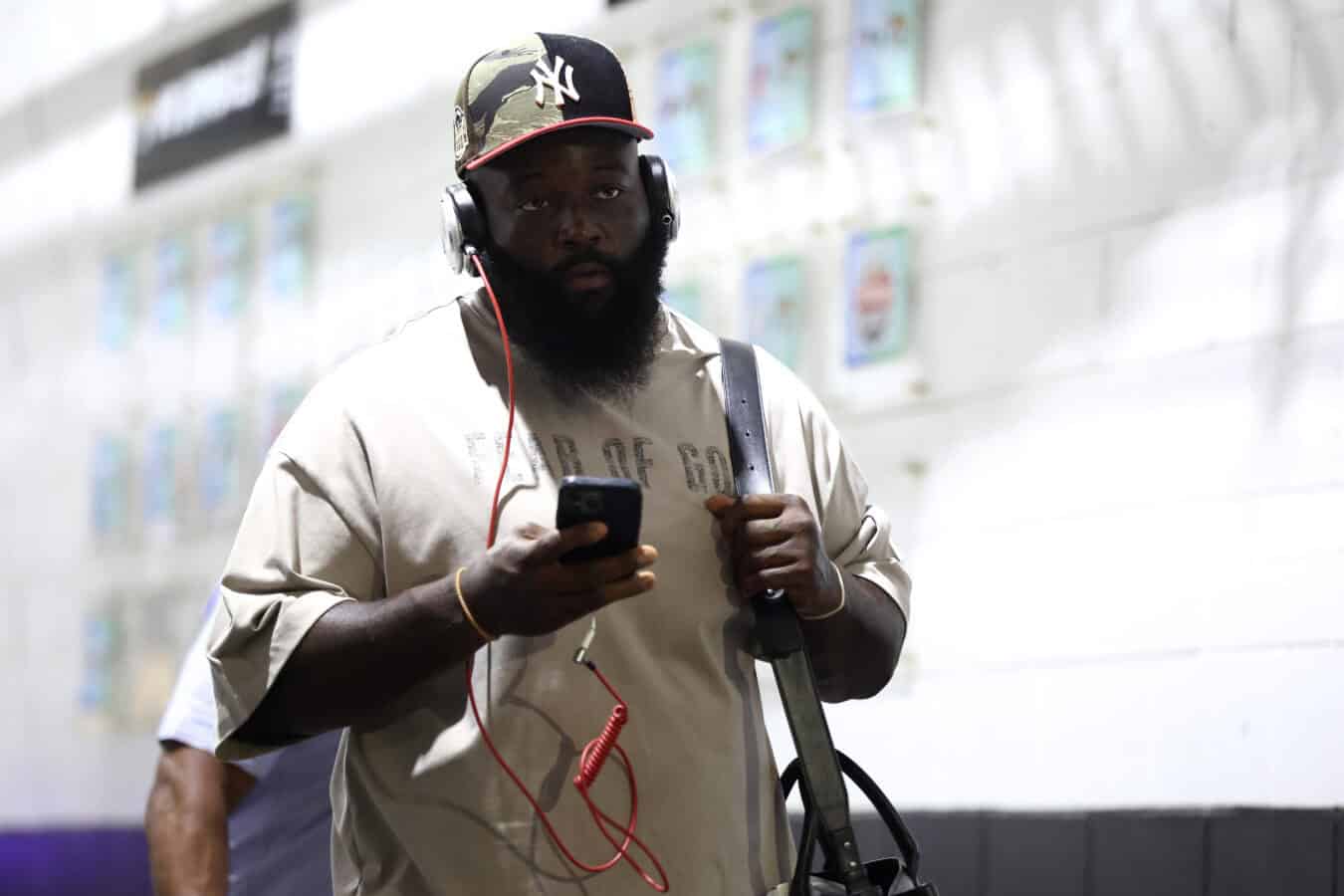JACKSONVILLE, FLORIDA - SEPTEMBER 13: Maliek Collins #96 of the Cleveland Browns arrives prior to the game against the Jacksonville Jaguars at EverBank Stadium on September 13, 2026 in Jacksonville, Florida.