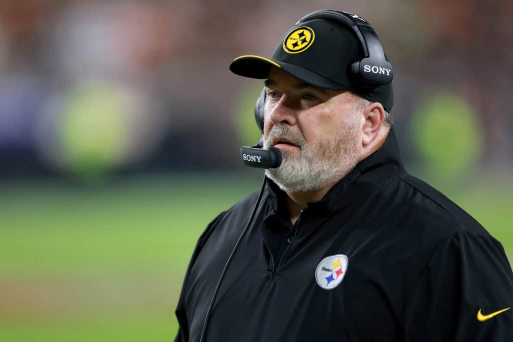 CLEVELAND, OHIO - OCTOBER 01: Head coach Mike McCarthy of the Pittsburgh Steelers looks on against the Cleveland Browns during the first quarter of the game at Huntington Bank Field on October 01, 2026 in Cleveland, Ohio.