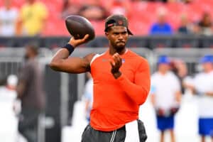CLEVELAND, OHIO - OCTOBER 01: Shedeur Sanders #2 of the Cleveland Browns warms up prior to the game against the Pittsburgh Steelers at Huntington Bank Field on October 01, 2026 in Cleveland, Ohio.