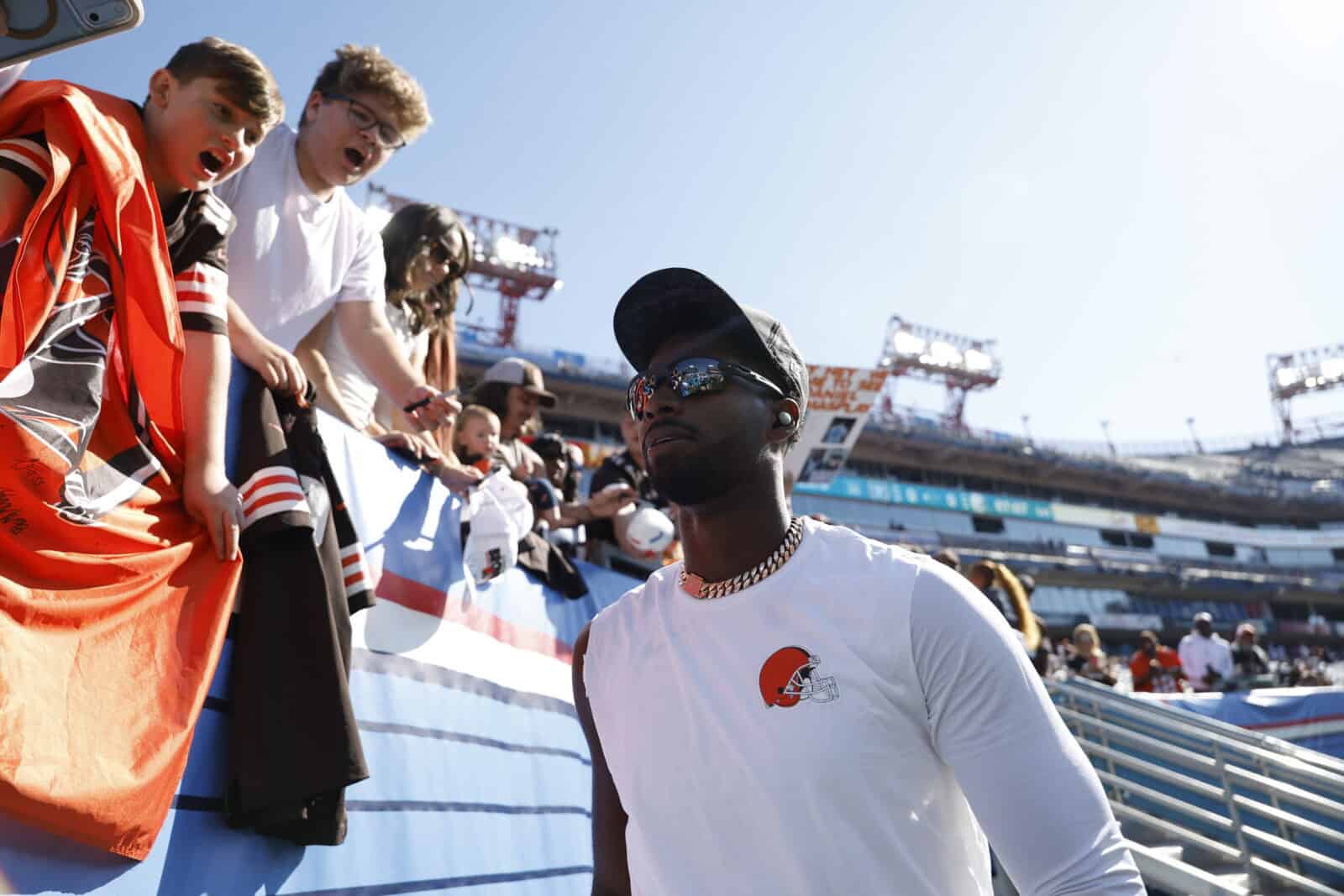 Insider Explains The Browns’ QB Strategy Before The Deadline
